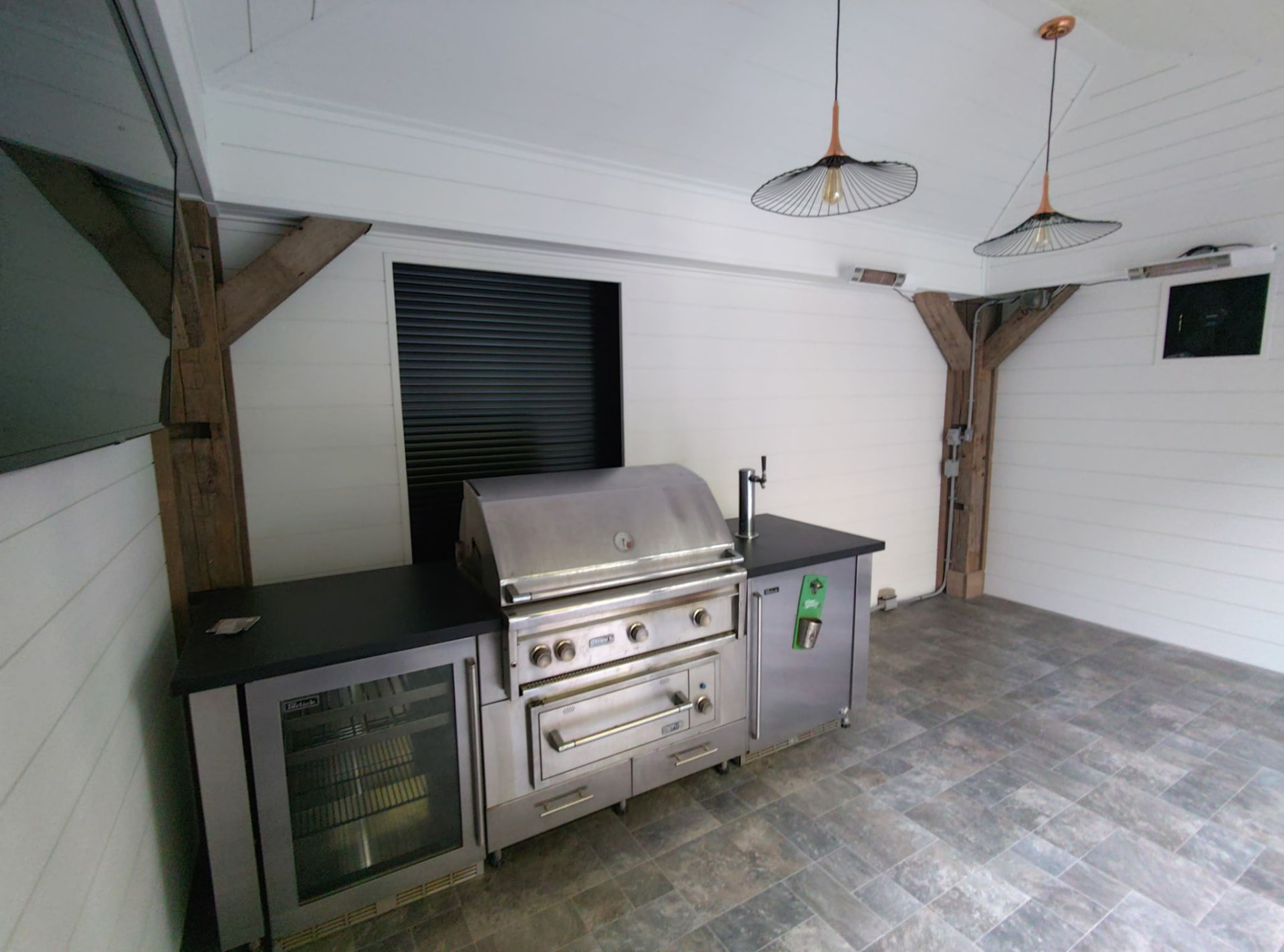 Covered outdoor kitchen — completed project
